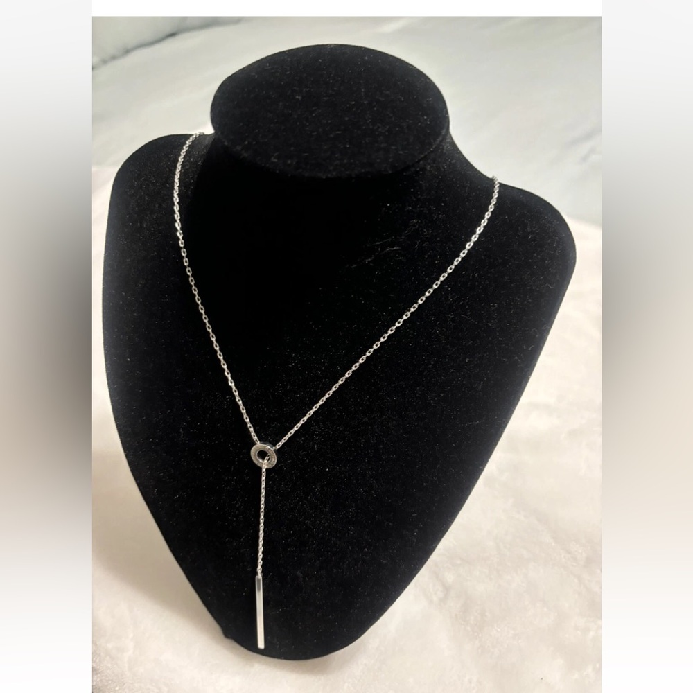 Michael Kors adjustable silvertone lariat Y drop necklace.